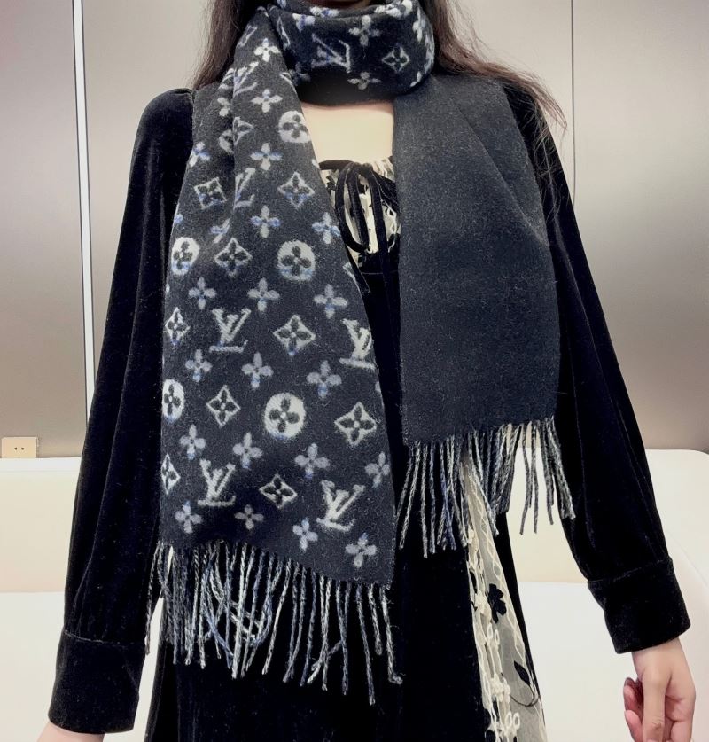 Louis Vuitton Scarf